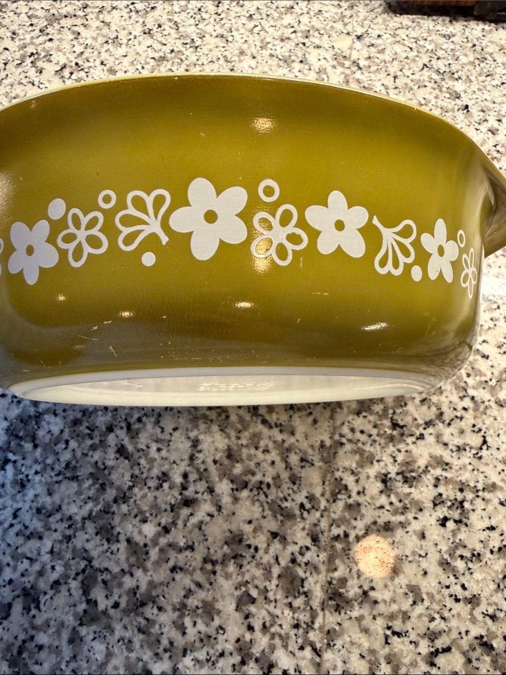 Crazy Daisy Pyrex White Dish with Olive Rim by Corning 1.5qt